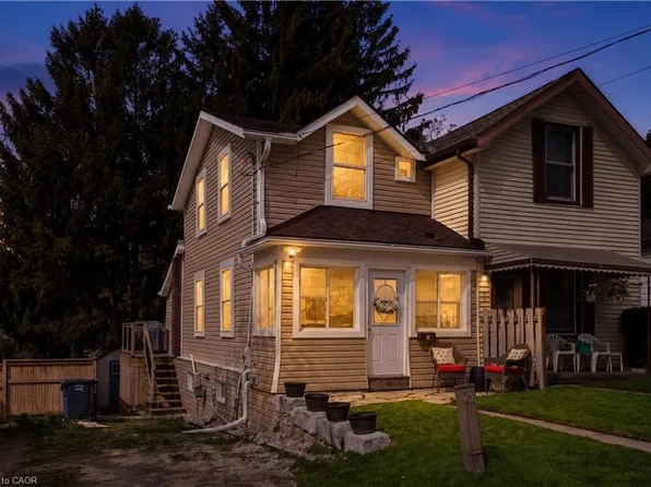 26 Dublin St N, Guelph, ON N1H 4M8