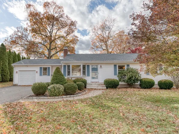 14 Evergreen Road, Manchester, CT 06042