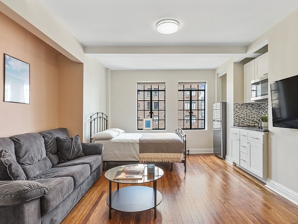 1st image of 25 Tudor City Pl APT 1703