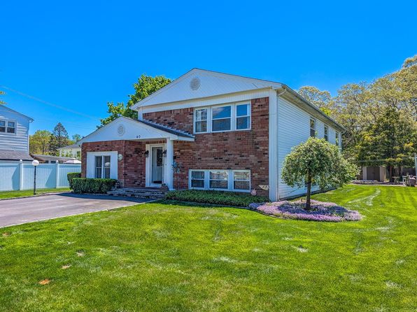 40 E Belmont Street, Bay Shore, NY 11706