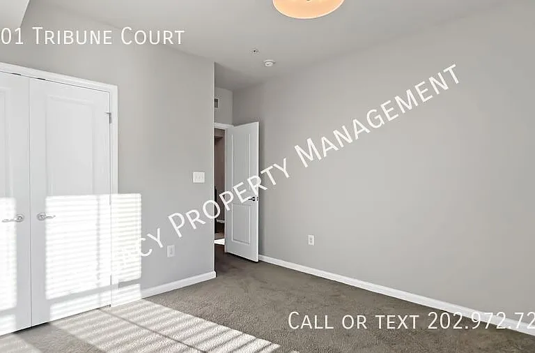 3201 Tribune Ct — Photo 10