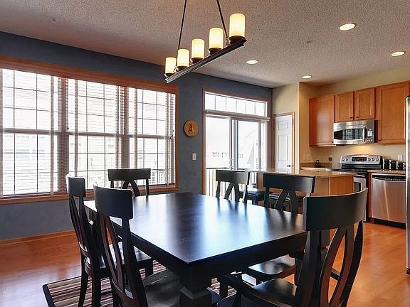 5th image of 10008 Liatris Ln #1