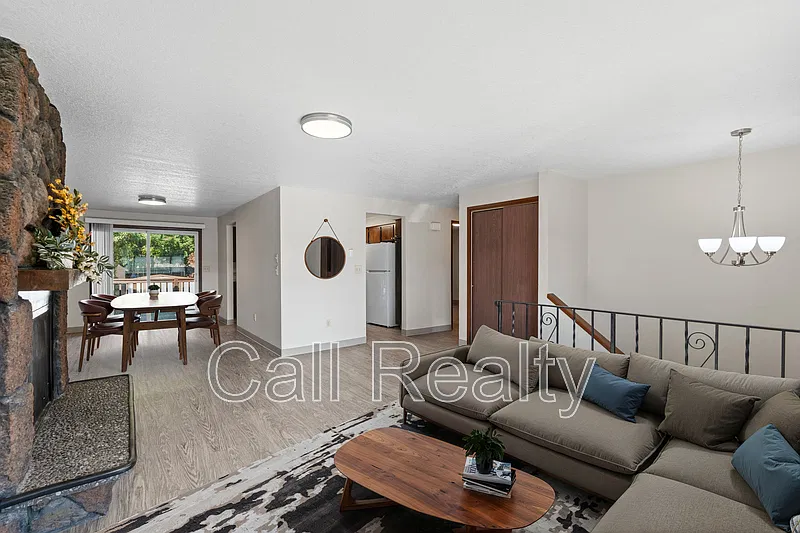 4 bed, 2.0 bath, 1705 sqft, $1,975 — Photo 4