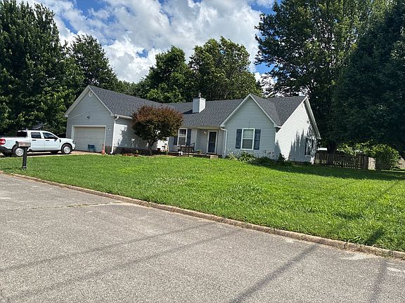 2nd image of 807 Spruce St