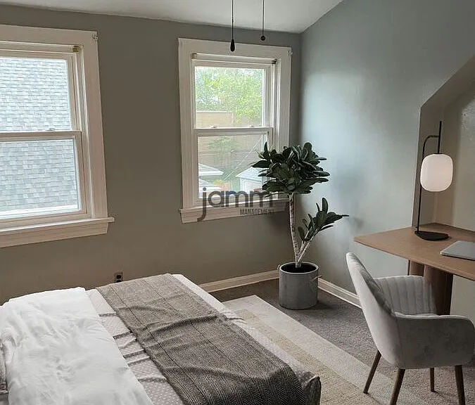 1257 W Clifton Blvd #3 — Photo 9