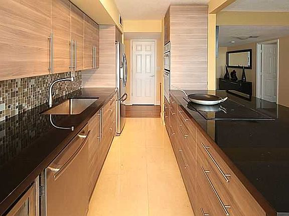 5th image of 230 174th St APT 1603