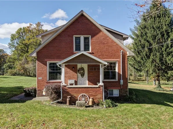3726 Eastport Rd SE, Dennison, OH 44621