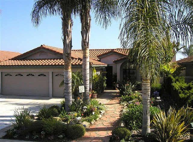 1st image of 11762 Avenida Sivrita