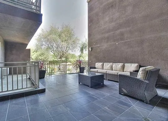 The Luxe Apartments — Photo 34