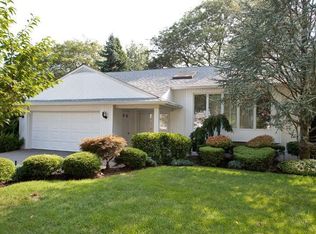 126 Roxton Rd, Plainview, NY 11803