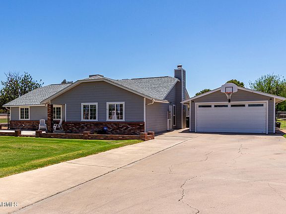5th image of 1551 E LONGHORN Drive