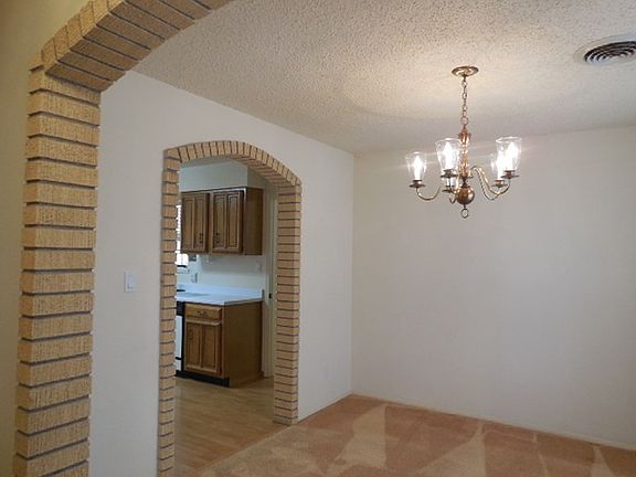 2nd image of 605 Estrellita Dr