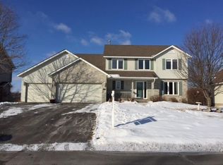 5154 Edgewater Dr, Savage, MN 55378