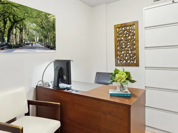 875 5th Avenue image 7 of 9