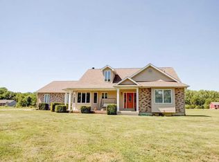 1317 Old State Route 13, New Athens, IL 62264