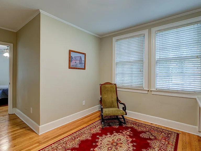 1514 Lakeview Ave — Photo 32