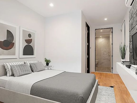 3rd image of 84 2nd Ave #4