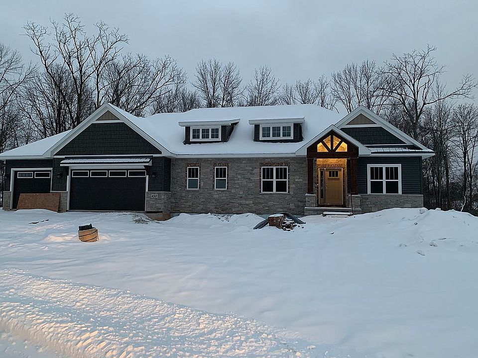 1st image of 450 Whispering Creek Ct