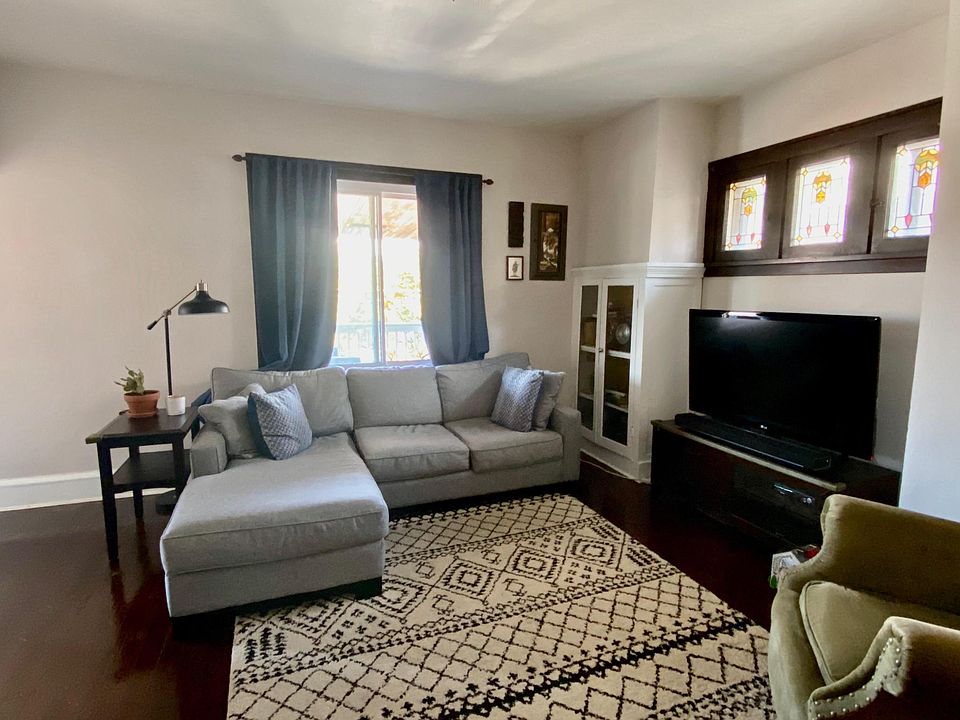1st image of 1412 Elmwood Ave #2