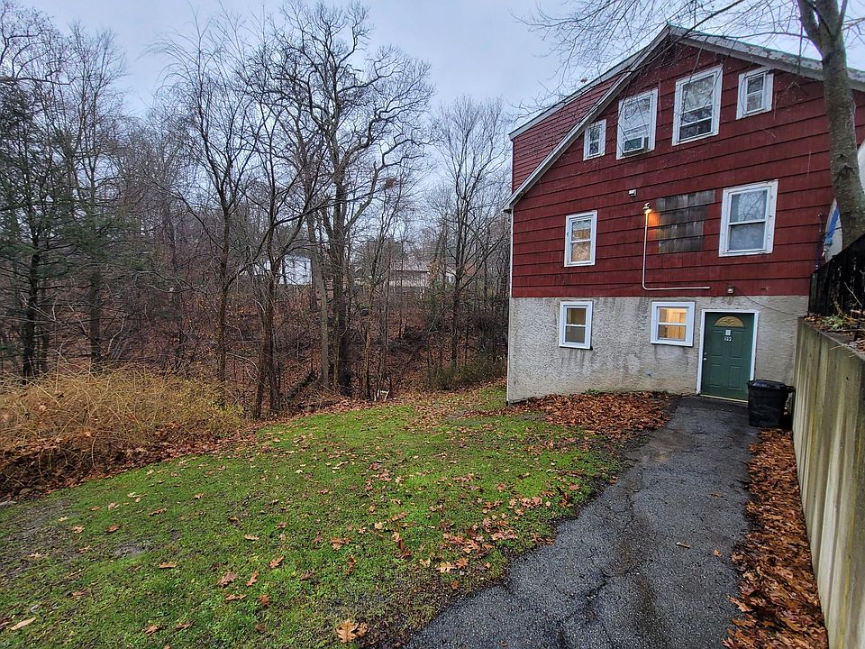 Yard and Entrance