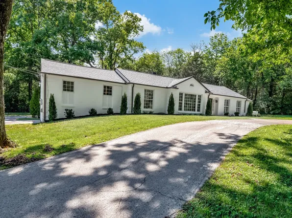 2009 Cromwell Dr, Nashville, TN 37215