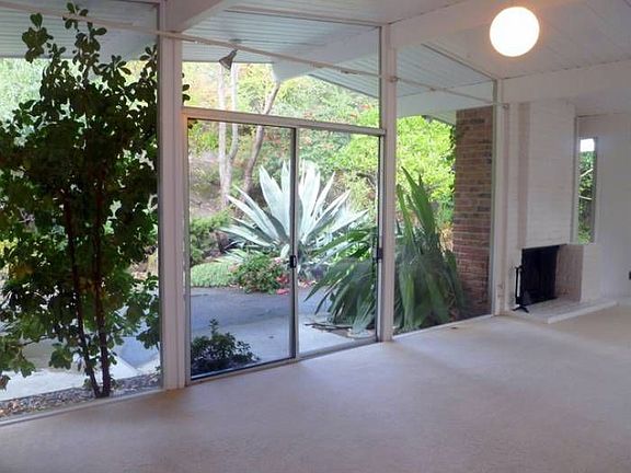 Views From Din Rm/Liv. Rm