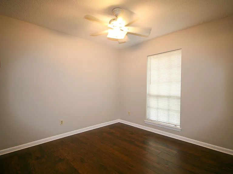 104B Westscott Dr — Photo 5