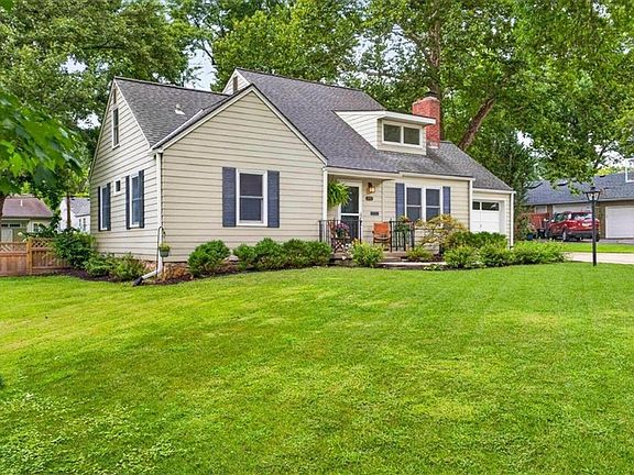 2nd image of 6710 Granada Ln