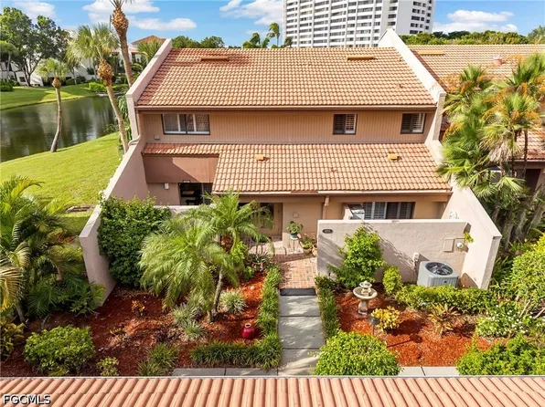 4705 S Landings Dr, Fort Myers, FL 33919