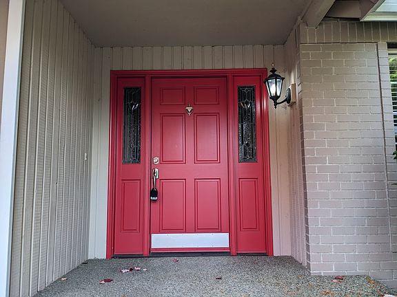 4th image of 10419 176th Pl NE