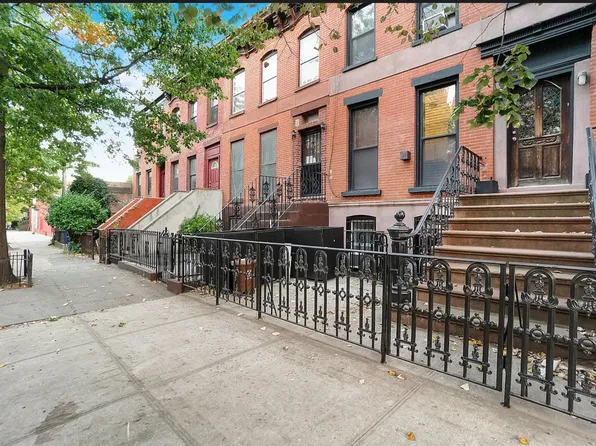 128 Douglass Street image 1 of 8