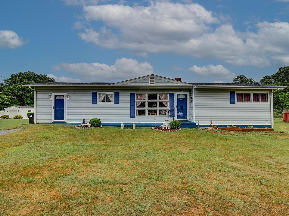1st image of 138 Pine Acres Dr