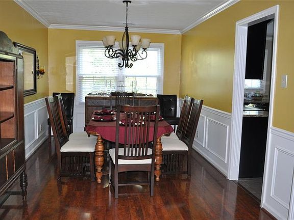 4th image of 3893 Barnard Dr