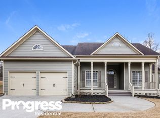 6349 Spring Lake Dr, Flowery Branch, GA 30542