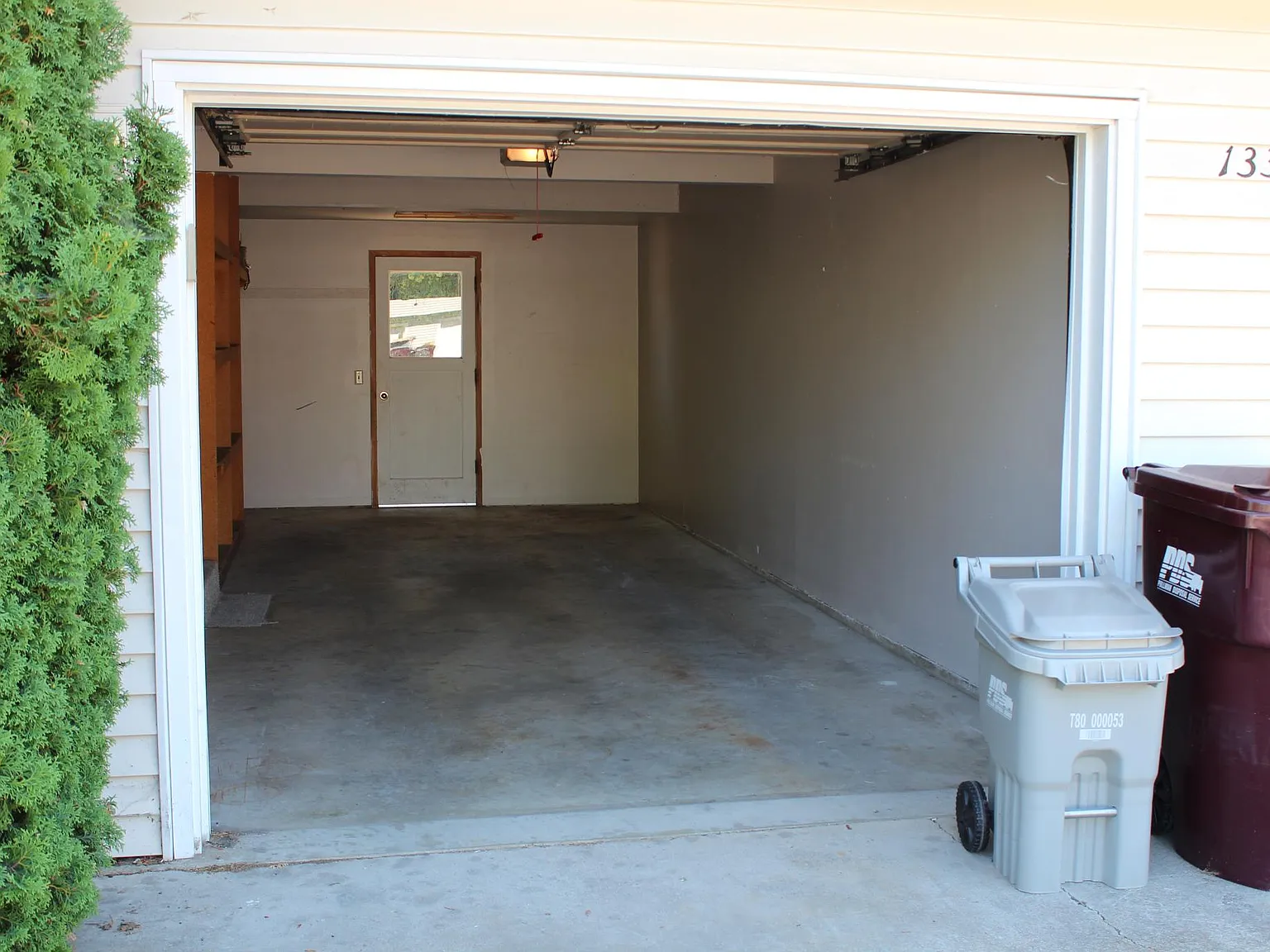 3 bed, 1250 sqft, $1,675 — Photo 2