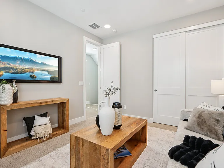 The Roosevelt Townhomes — Photo 7