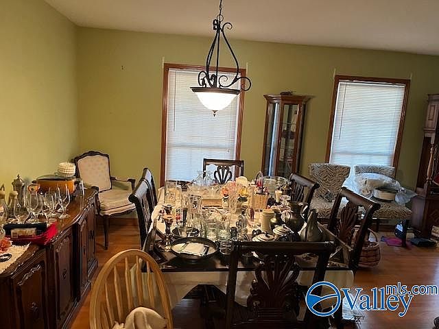 2nd image of 1716 Rosalie Ridge Dr NE