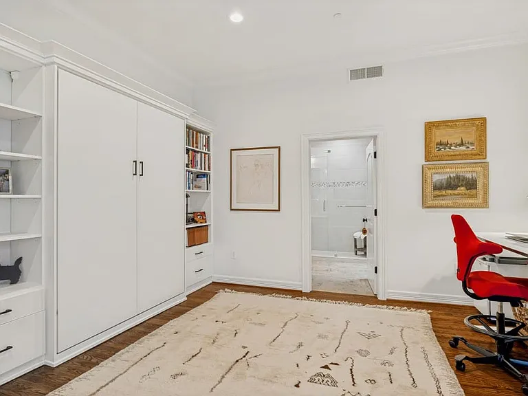 2828 Hood St #801 — Photo 17