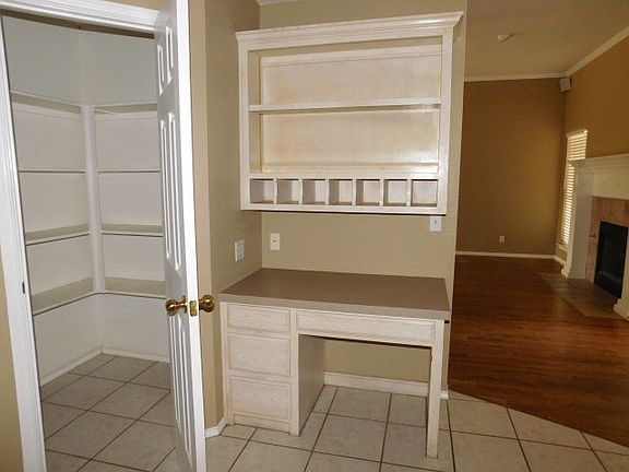 4th image of 2502 Idlewilde Dr