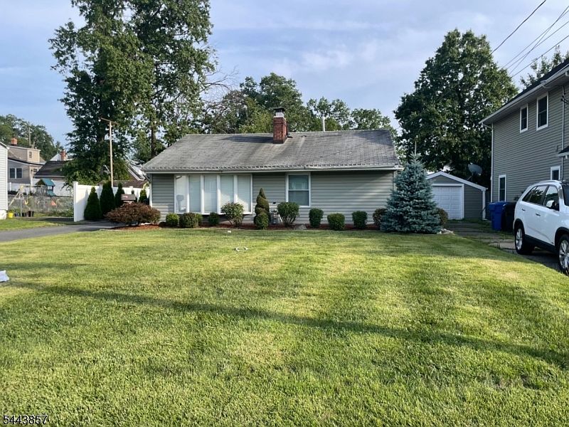 2nd image of 38 Summit Ave