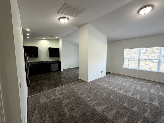 3rd image of 4040 Palomino Dr #4040