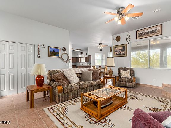 5th image of 1780 Vista Dr