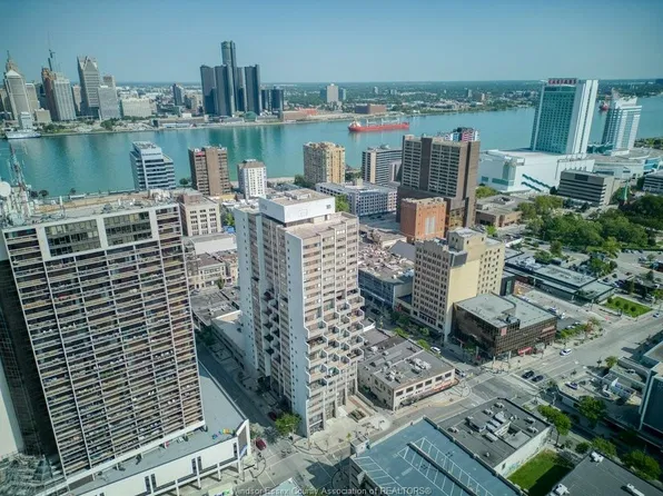 380 Pelissier St #405, Windsor, ON N9A 6V7