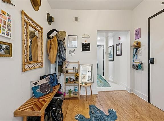 2nd image of 822 N Rampart St #204