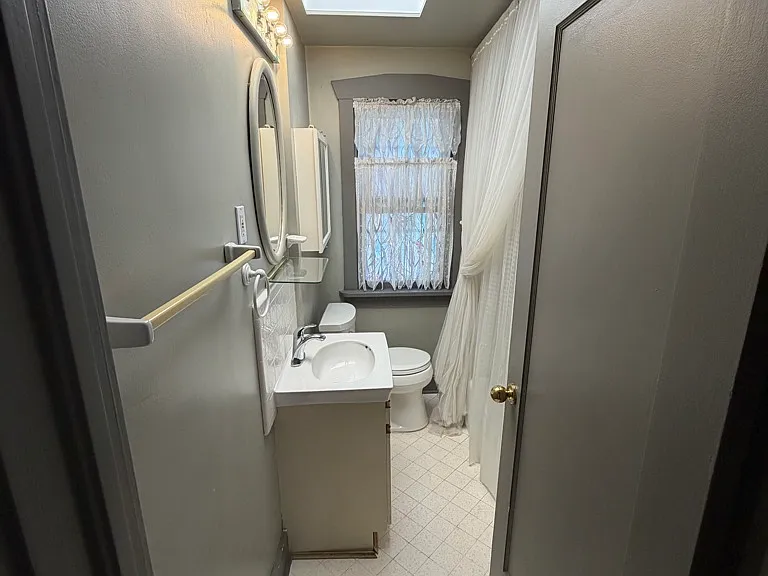 1017 S McClelland St — Photo 5