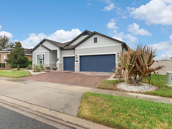 2nd image of 203 Messina Pl