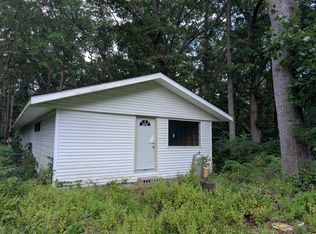 1408 Cherry Ln, Niles, MI 49120