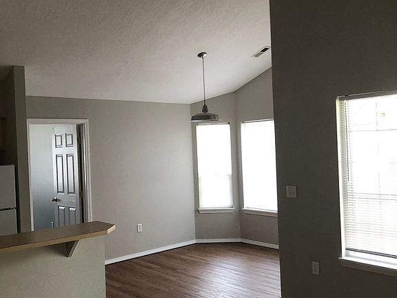5th image of 121 N Avenger Ln APT 202