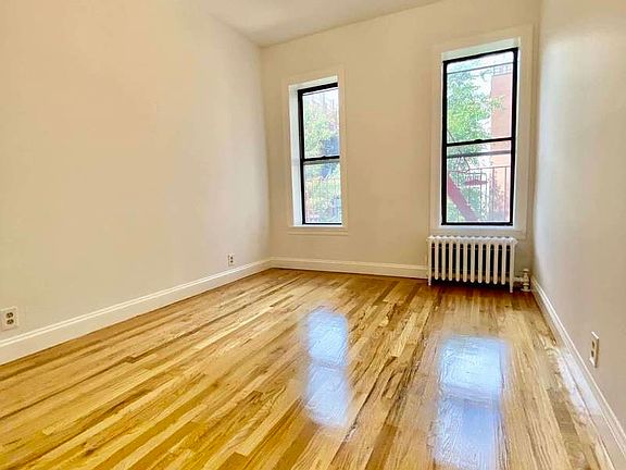 3rd image of 345 E 83rd St #27S