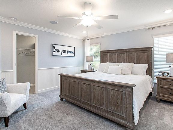 Spacious owner s suite with roomy walk-in wardrobe - New home for sale in Lake Alfred, FL. Photo sho